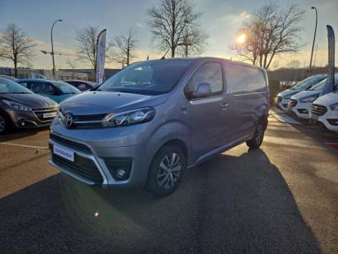 Voir le détail de l'offre de cette TOYOTA PROACE Medium 2.0 D-4D 140 Style MC22 de 2022 en vente à partir de 329.72 €  / mois