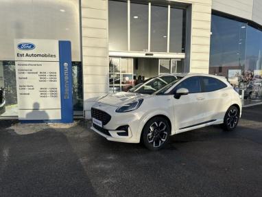 Voir le détail de l'offre de cette FORD Puma 1.0 EcoBoost 125ch mHEV ST-Line X 7cv de 2020 en vente à partir de 208.69 €  / mois