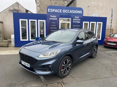 Voir le détail de l'offre de cette FORD Kuga 2.5 Duratec 225ch PowerSplit PHEV ST-Line Business e-CVT 13cv de 2020 en vente à partir de 239.68 €  / mois