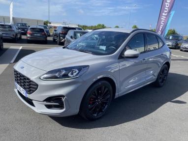 Voir le détail de l'offre de cette FORD Kuga 2.5 Duratec 190ch FHEV E85 Graphite Tech Edition BVA de 2023 en vente à partir de 31 999 €