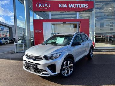 Voir le détail de l'offre de cette KIA Stonic 1.0 T-GDi 120ch MHEV GT Line de 2023 en vente à partir de 182.75 €  / mois
