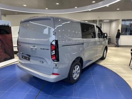 FORD Transit Custom Fg 320 L1H1 2.5 Duratec 232ch Hybride rechargeable Cabine Approfondie Limited CVT à vendre à Orléans - Image n°5