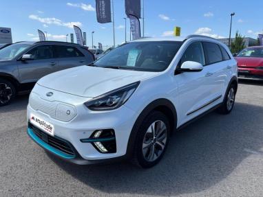 Voir le détail de l'offre de cette KIA e-Niro e-Premium 204ch de 2020 en vente à partir de 251.48 €  / mois