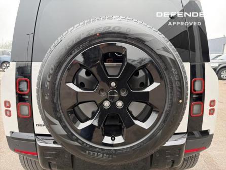 LAND-ROVER Defender 110 3.0 D250 Hard Top S à vendre à Troyes - Image n°12